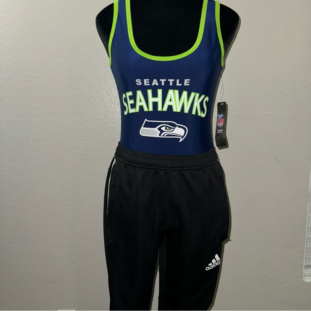 Sports bundle!! 6 items